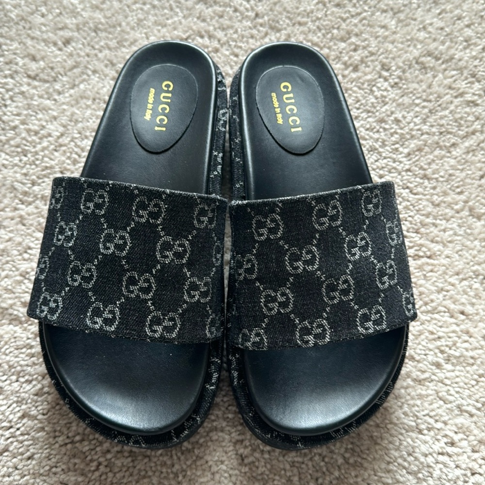 GG Platform Sandals